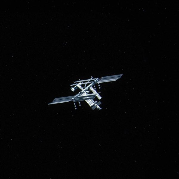 Espace : l’ISS inquiète, Elon Musk ne lui donne que 2 ans