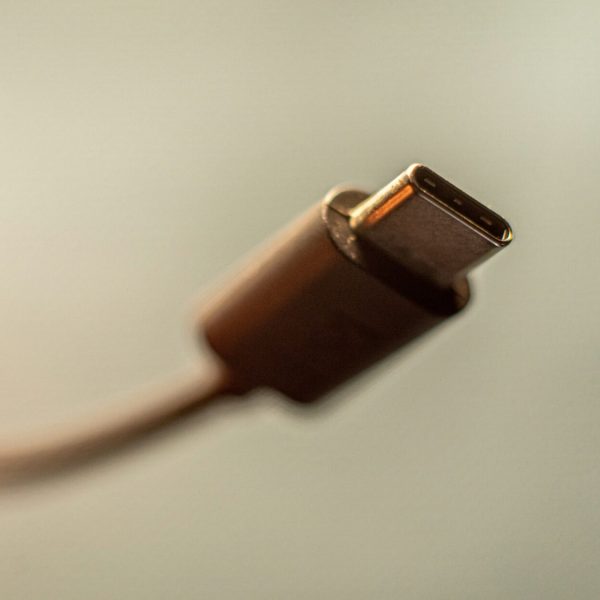 Personne ne comprend plus rien à l’USB-C : Microsoft veut régler le problème