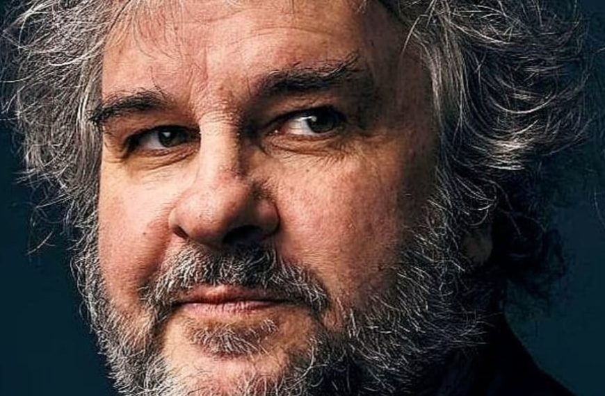 Peter Jackson veut faire revivre un oiseau géant éteint depuis 600 ans façon Jurassic Park…