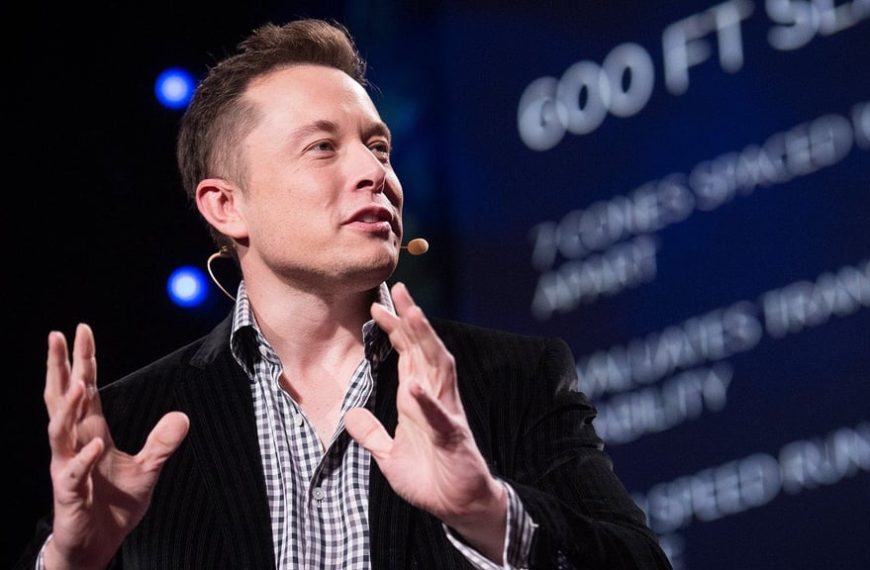 L'IA d'Elon Musk est la première à faire ça, mais ça pourrait très vite mal tourner…