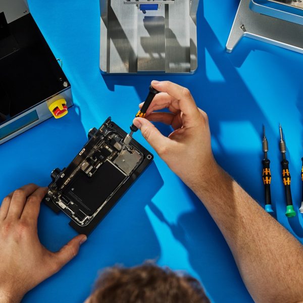 Les réparations d’iPhone et de Mac sont maintenant moins chères dans les Apple Store