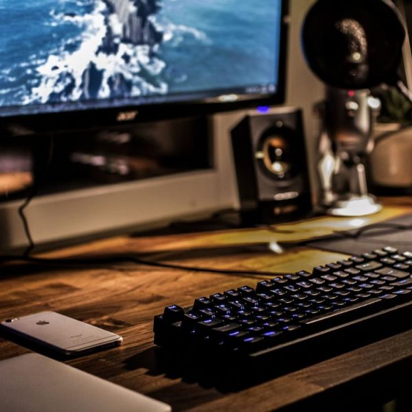 Votre PC de bureau pourrait bientôt être certifié Copilot+, et c’est grâce à Intel