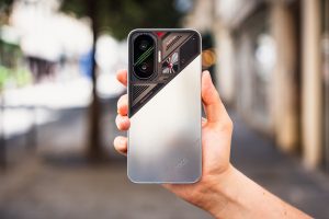 Test Xiaomi Poco F7 : un smartphone pour les joueurs qui a presque tout ce qu’il faut