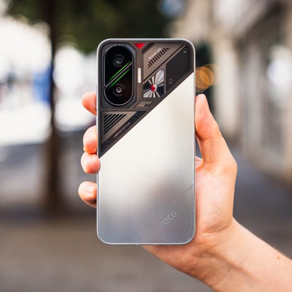 Test Xiaomi Poco F7 : un smartphone pour les joueurs qui a presque tout ce qu’il faut