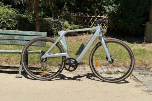 Test Fiido Air : cadre carbone, conduite fun et prix canon, pais il manque un ingrédient