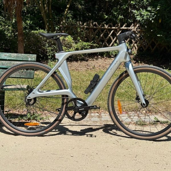Test Fiido Air : cadre carbone, conduite fun et prix canon, pais il manque un ingrédient
