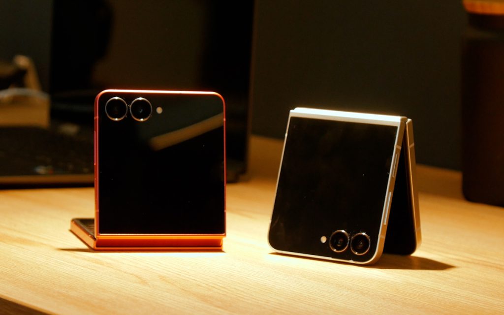 Les Galaxy Z Flip 7 et Z Flip 7 FE sont officiels : l’influence d’Apple et Motorola est tellement évidente