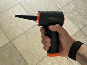 Il vous manque un souffleur d’air comprimé USB-C dans votre vie
