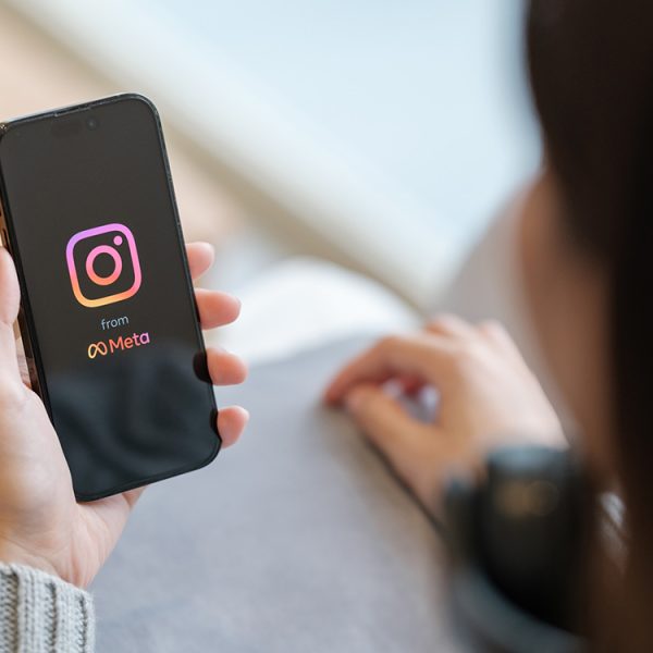 Instagram ajoute une sécurité contre les messages privés indésirables