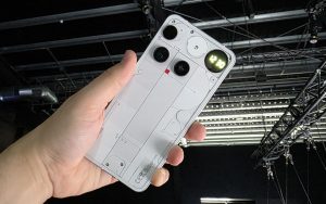 Le Nothing Phone (3) est officiel, il veut vous faire changer la manière dont vous utilisez votre smartphone
