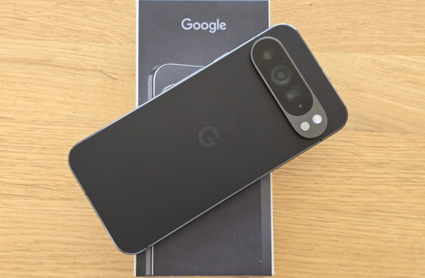 Voici la fiche technique des Pixel 10 Pro et Pixel 10 Pro XL de Google, avec une bonne et une mauvaise nouvelle