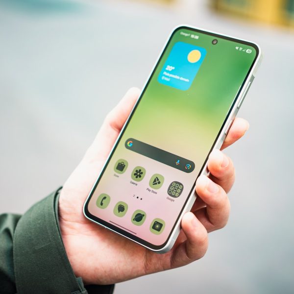 One UI 8 (Android 16) : vos vidéos seraient plus agréables à regarder, mais aussi moins réalistes