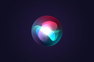 Apple pourrait confier l’avenir de Siri à Claude ou ChatGPT