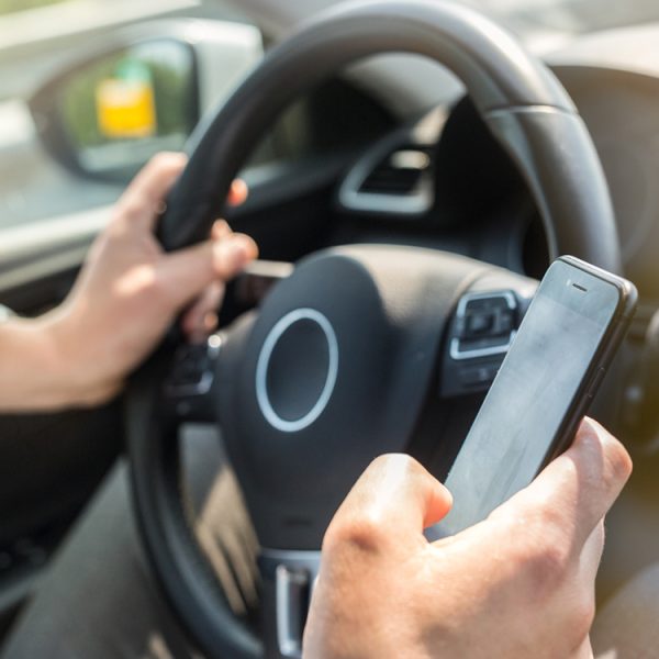 Les notifications de votre smartphone doublent le risque d’accident de la route