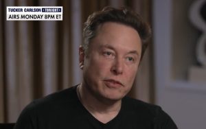 Elon Musk fait le show avec le lancement de l’IA Grok 4… mais il a « oublié » un petit détail
