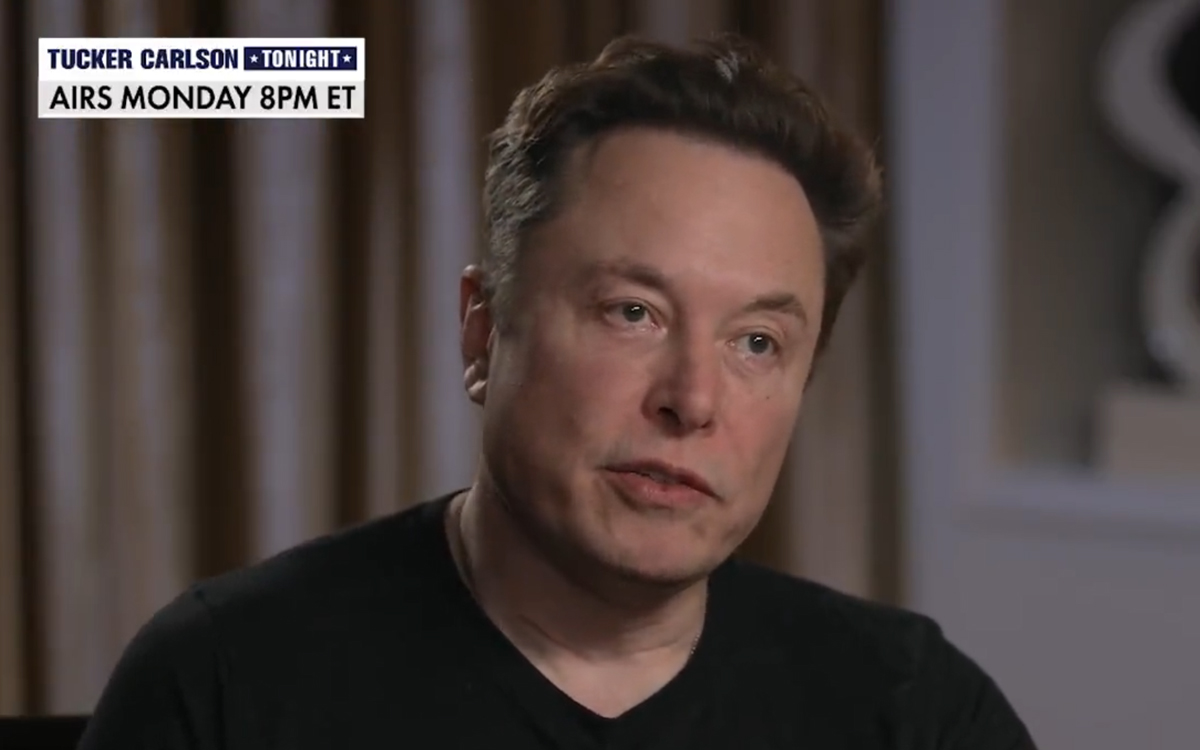 Elon Musk fait le show avec le lancement de l’IA Grok 4… mais il a « oublié » un petit détail