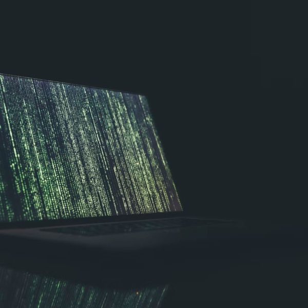 Cyberattaque en cours : Google découvre une vaste campagne de pillage de données