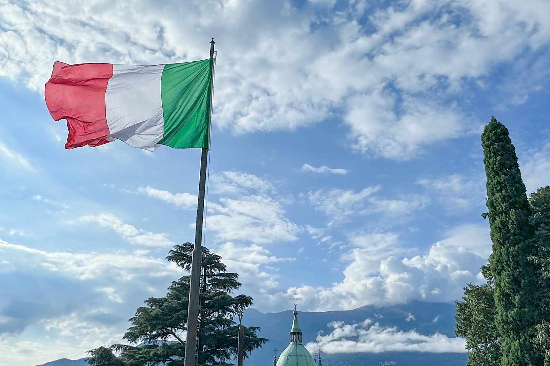 L’Italie veut imposer la TVA sur les comptes gratuits de Meta, X et LinkedIn