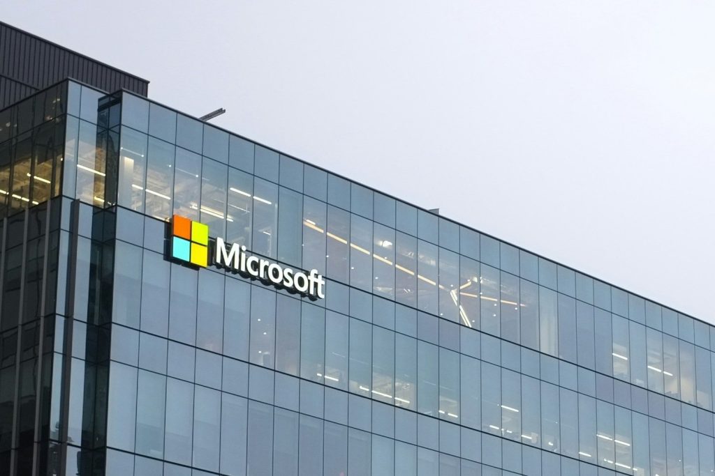 Microsoft supprime plus de 9 000 postes