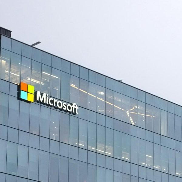 Microsoft supprime plus de 9 000 postes