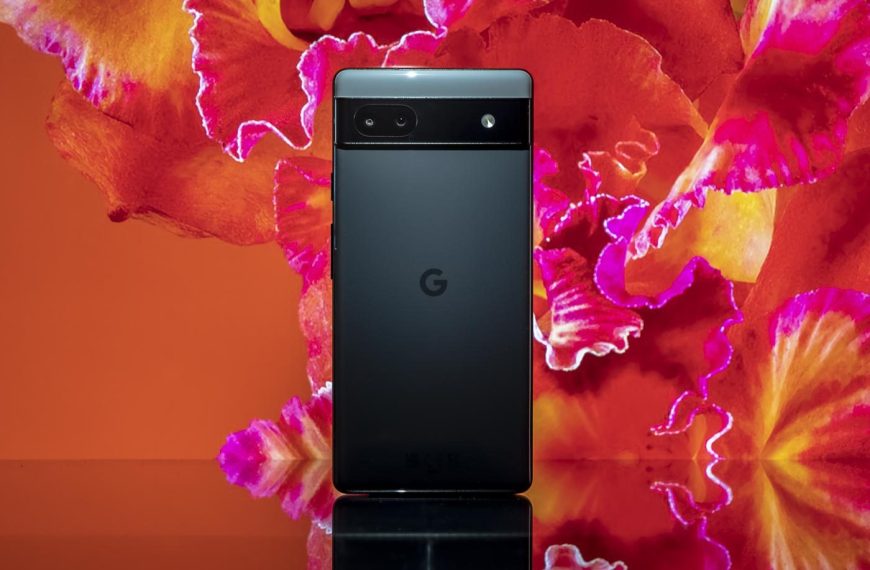 Google va officiellement brider la batterie du Pixel 6a pour éviter les accidents de surchauffe