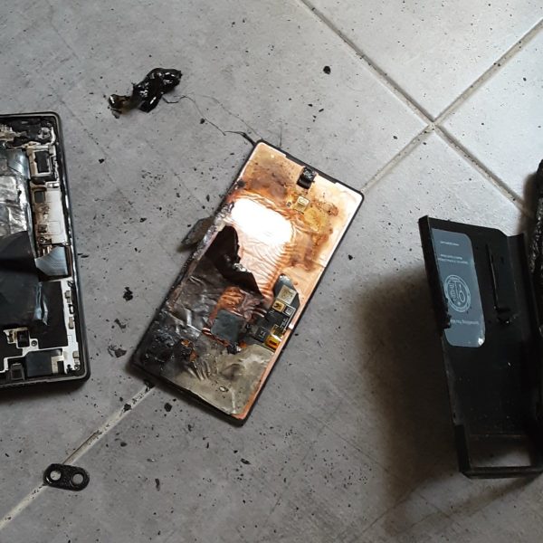 Un Pixel 6a prend feu malgré la mise à jour de sécurité de Google
