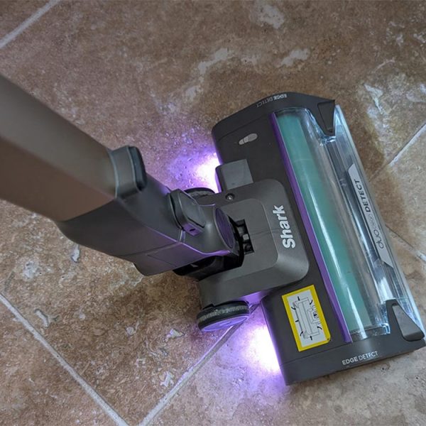 Shark PowerDetect Clean & Empty : l’aspirateur balai à vidage automatique est à un prix imbattable