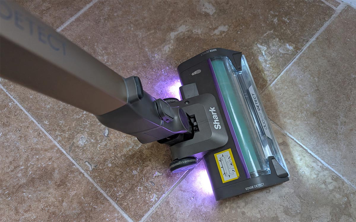 Shark PowerDetect Clean & Empty : l’aspirateur balai à vidage automatique est à un prix imbattable