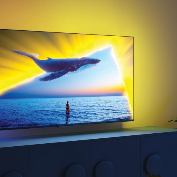 Ce n’est pas une blague, ce téléviseur Philips Ambilight 55″ est bien à ce prix bas de FOLIE 😱
