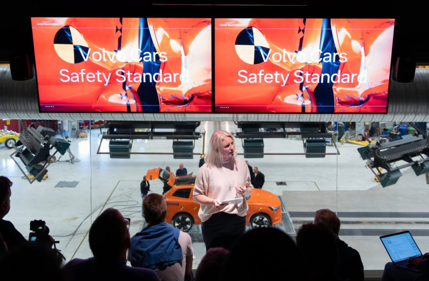 Volvo : dans les coulisses du futur crash-test automobile
