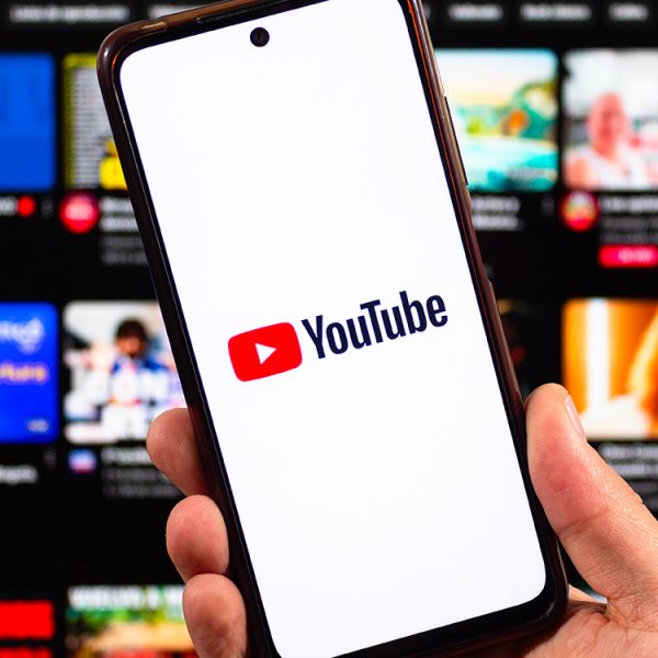 YouTube réautorise les insultes dans les vidéos, mais sous certaines conditions