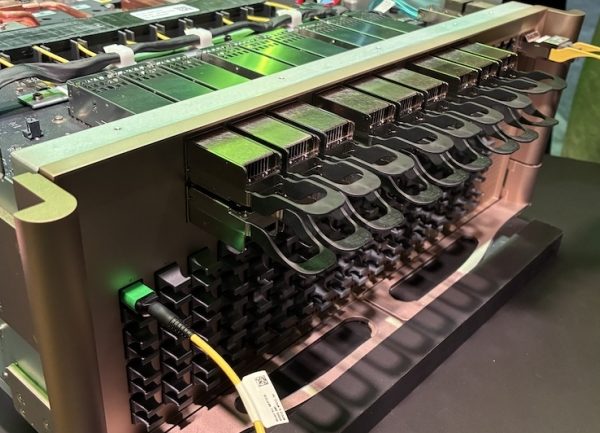 Nvidia mise le logiciel pour accélérer son matériel réseau pour l'IA 