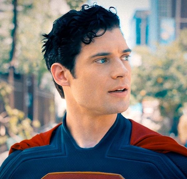 Hideo Kojima a vu Superman et son avis est catégorique. Pour le créateur de Metal Gear, le film est un oui absolu : « C'est humain. »