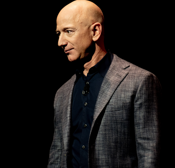 “Il est obsédé” Jeff Bezos est prêt à tout pour que sa femme apparaisse dans ce film, il a dépensé 8 milliards pour obtenir ce qu’il voulait