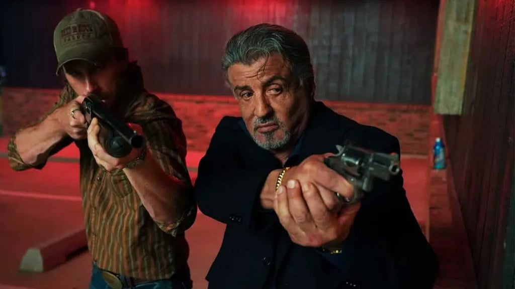 Tulsa King : "J'ai beaucoup d'admiration pour lui" Le cascadeur de Sylvester Stallone raconte une cascade inoubliable de la saison 2 de la série