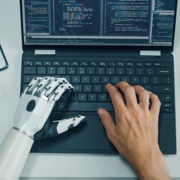 Amazon lance une marketplace et un hackathon à 100 000 $ pour imaginer les agents IA de demain