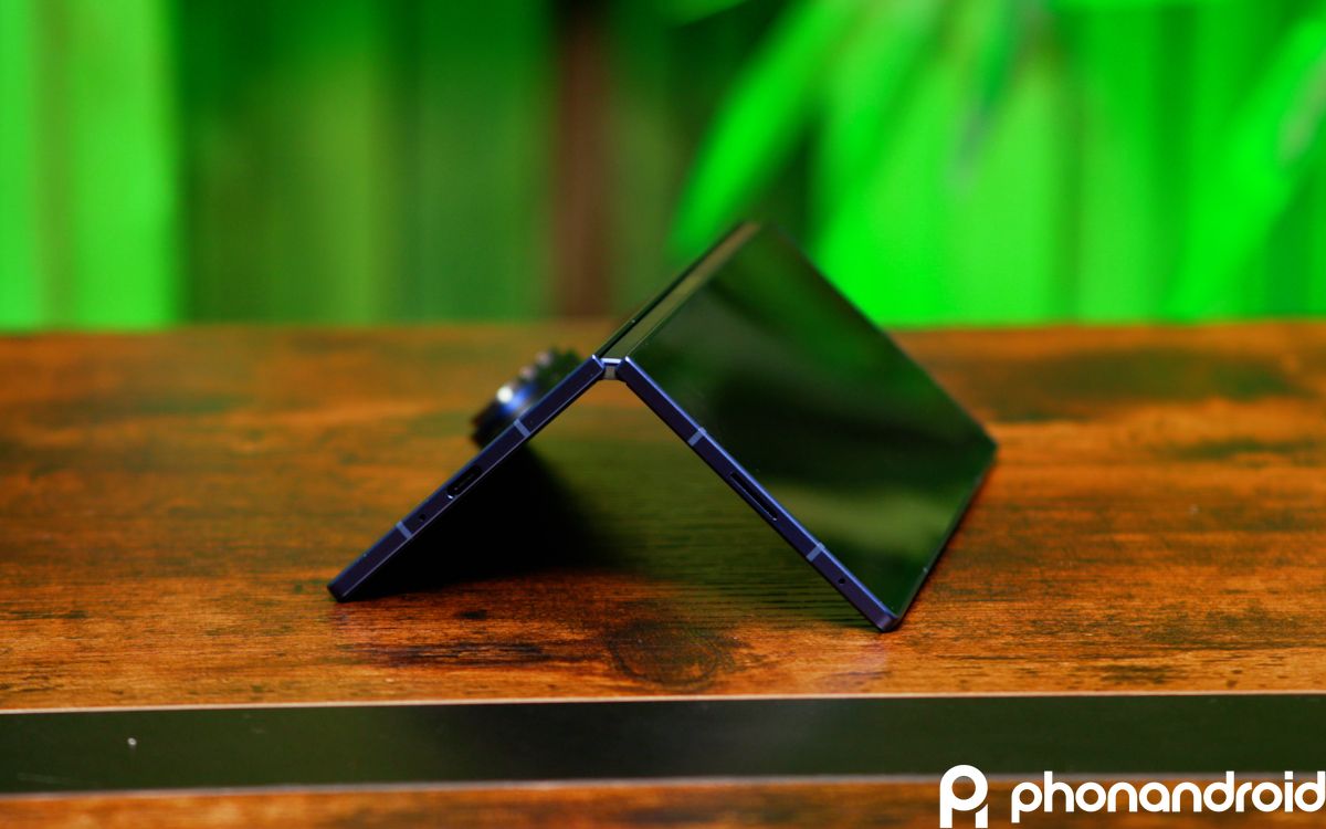 Il vient de plier le Galaxy Z Fold 7 200 000 fois, voici ce qu’il en reste