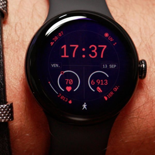La batterie de votre montre connectée se vide toute seule ? Le Play Store va dénoncer le coupable