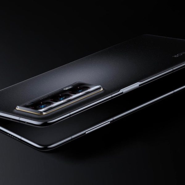 HONOR Magic V2 : ce téléphone pliant ultra premium passe à un prix hallucinant (-67%) 😱