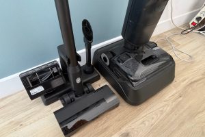 Test Roborock F25 ACE combo : un duo de choc pour garder la maison propre ?