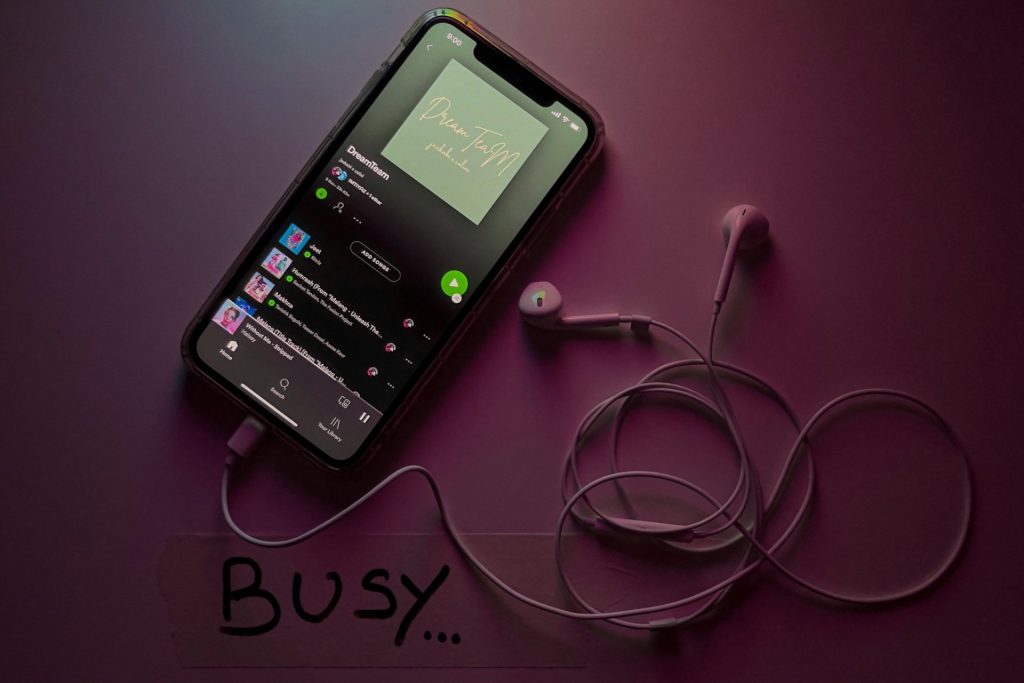 Spotify augmente encore ses prix partout dans le monde, et en France ?