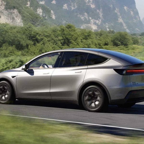 Voici le Tesla Model Y L : plus grand, plus familial… et bientôt en France ?