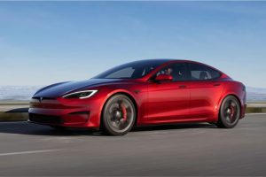 Alerte Tesla : la localisation d’un millier de voitures électriques est exposée sur Internet