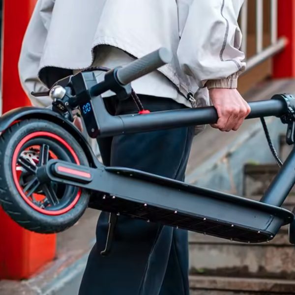 Trottinette 350W à 25km/h : à ce prix phénoménal, elle va se vendre comme des petits pains