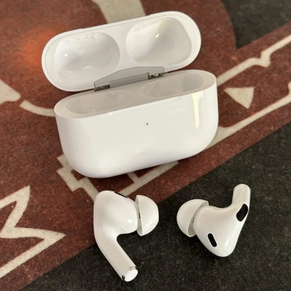 iOS 26 : de nouvelles alertes pour mieux gérer la recharge des AirPods