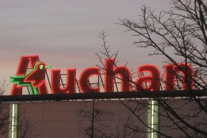 Nouvelle cyberattaque chez Auchan : les données personnelles de centaines de milliers de clients en fuite