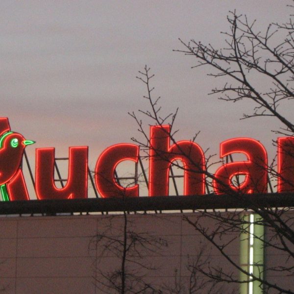 Nouvelle cyberattaque chez Auchan : les données personnelles de centaines de milliers de clients en fuite