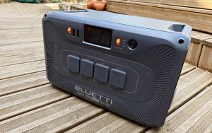 Test Bluetti Apex 300 : une géante modulaire quasi parfaite
