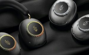 Ce casque audio signé Loewe vaut le prix d’un appartement