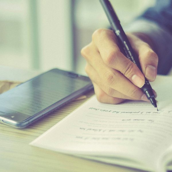 Une IA pour les enseignants : la fausse bonne idée de la rentrée ?